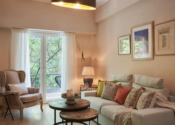 Spirou Merkouri Handcrafted 2Bd Home